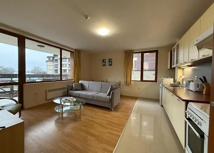 Bliss - Peaceful With Balcony Views *